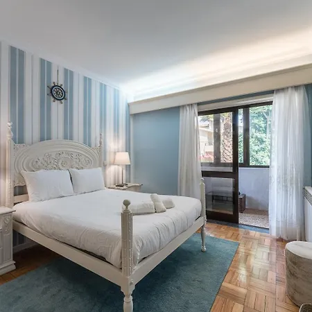 Coastal Escape In Lavra Praia de Angeiras