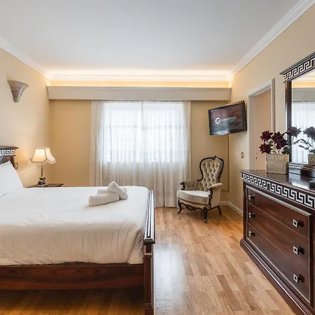 Coastal Escape In Lavra 4*