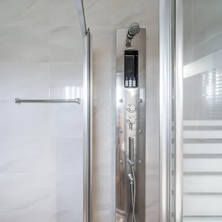 Coastal Escape In Lavra בית הארחה