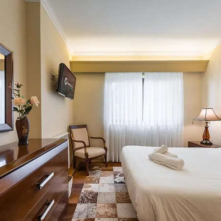 בית הארחה Coastal Escape In Lavra 4*