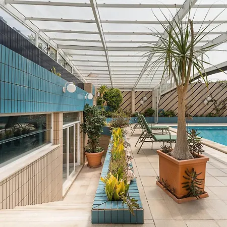 Coastal Escape In Lavra 4*