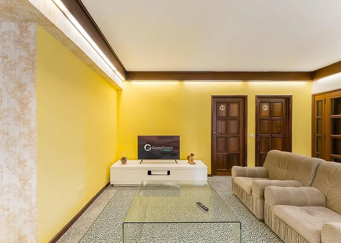 Coastal Escape In Lavra Praia de Angeiras