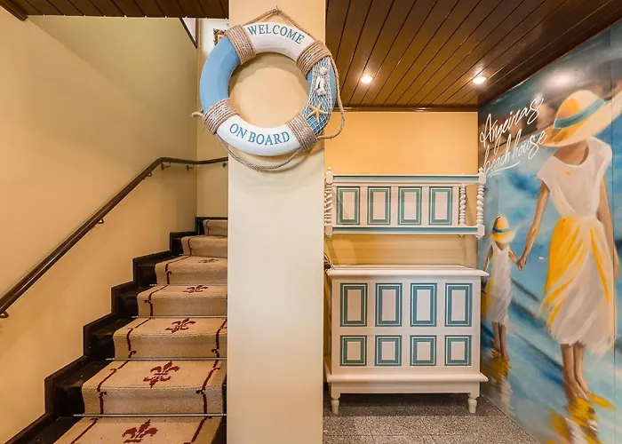 Coastal Escape In Lavra