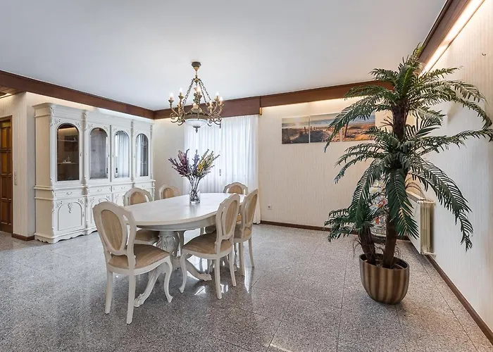 Coastal Escape In Lavra